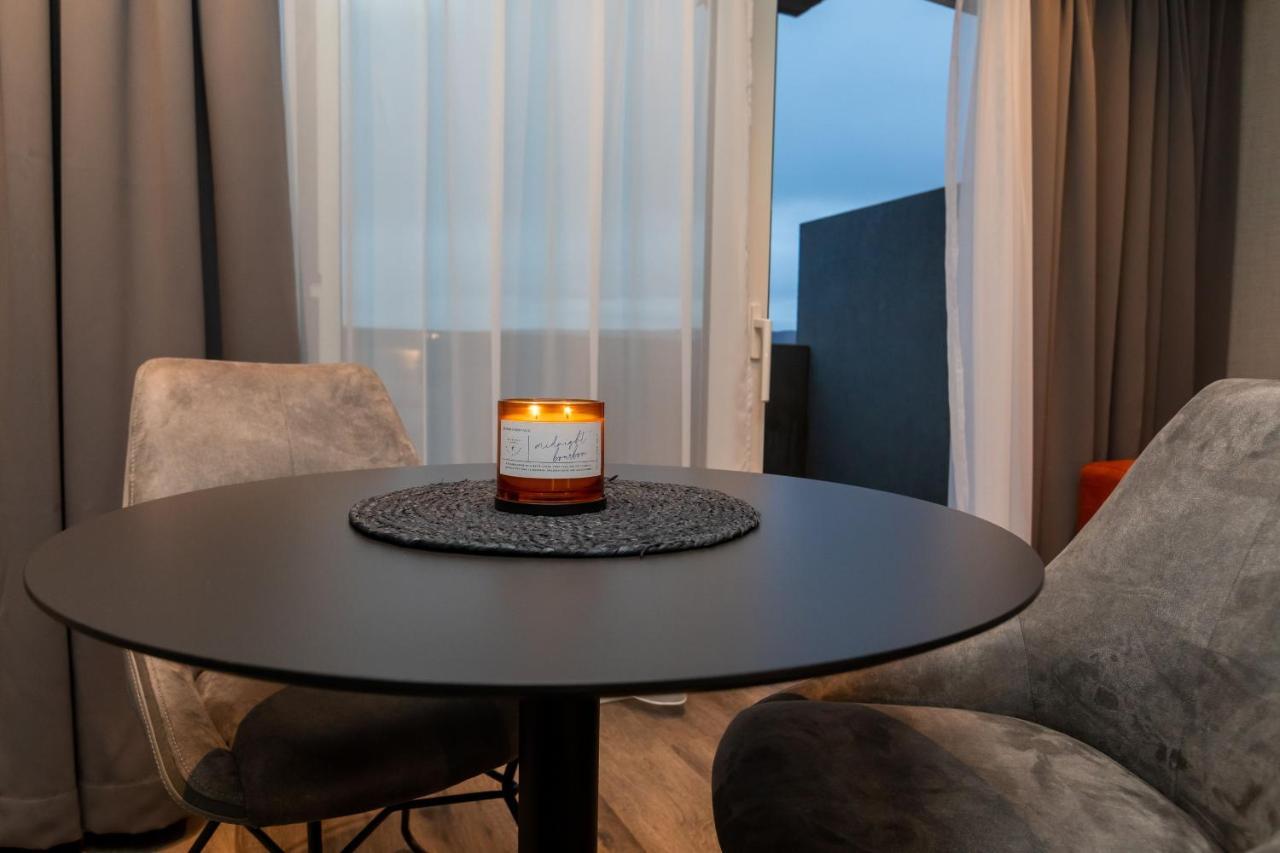 Hotel Halond Akureyri Exteriör bild